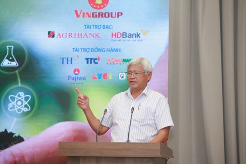 'Vua chuoi' chi ra diem yeu cua nong nghiep Viet Nam hinh anh