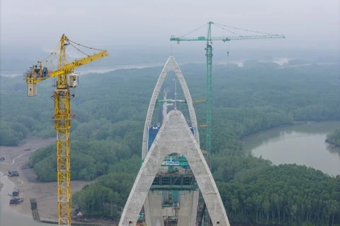 Cau gan 5.000 ty noi TP.HCM - Dong Nai du kien vuot tien do 6 thang hinh anh