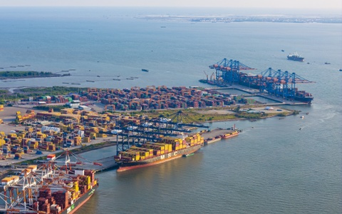 Cá, tôm, cua... vẫn phải 'còng lưng' gánh chi phí logistics