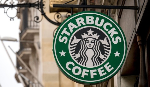 Starbucks khong chi ban cafe, ho kinh doanh moi truong uong cafe hinh anh