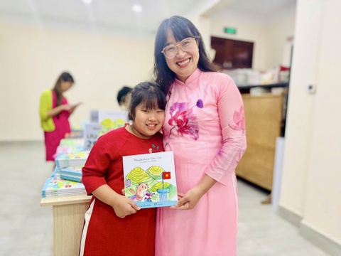 'Chuyen di cua Gau Nau': Phu nu chon gia dinh hay chon hoai bao? hinh anh