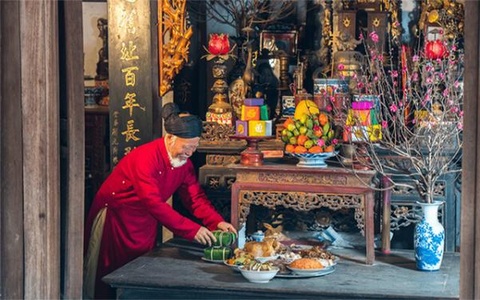 Nghi thuc buong y mon trong le ta gia tien hinh anh