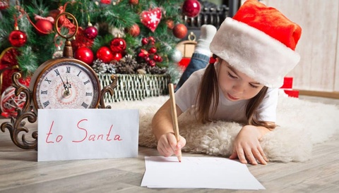 Cô gái thay ông già Noel viết thư mỗi năm một lần