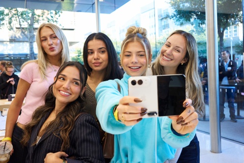 iPhone Duo gây sốt, Apple đối mặt rào cản nguồn cung