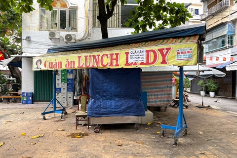 Quan Lunch Lady o TP.HCM tam dong cua khi chu quan qua doi hinh anh