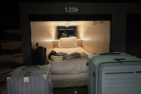 Khach Viet goi phong khach san 30 bang Anh tai Anh nhu 'quan tai' hinh anh