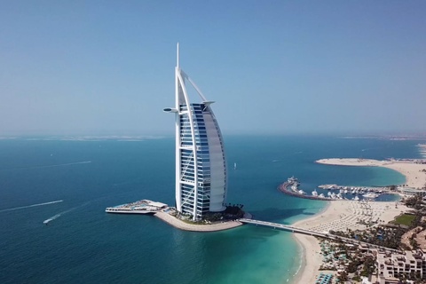 Ben trong khach san 33.000 USD/dem o Dubai vua boc chay hinh anh