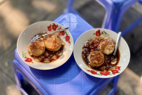 Thuc hu banh flan dua noi tieng TP.HCM 'chui khach' hinh anh