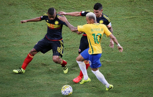 Tran Brazil vs Colombia anh 13
