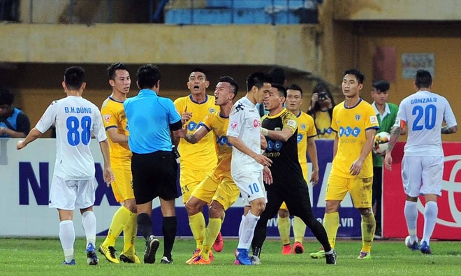 Tran CLB Ha Noi vs CLB Thanh Hoa anh 25