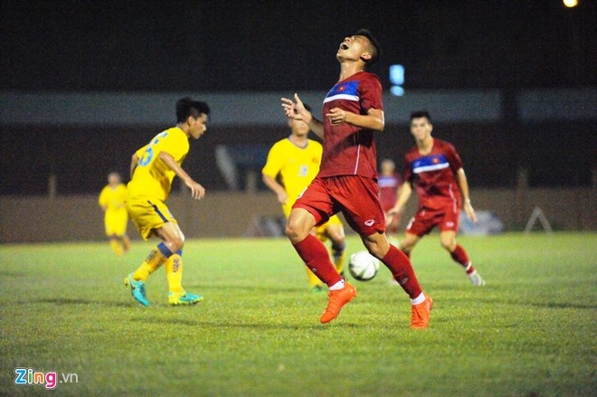Tran U19 Viet Nam vs U19 Dai Loan anh 4