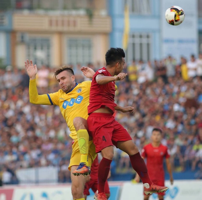 Tran CLB Thanh Hoa vs CLB Hai Phong anh 16