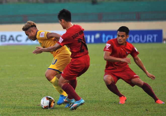 Tran CLB Quang Ninh vs CLB Thanh Hoa anh 15
