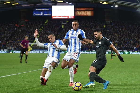 Tran Huddersfield vs Man City anh 23