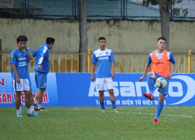 CLB Quang Nam vs CLB Ha Noi anh 9