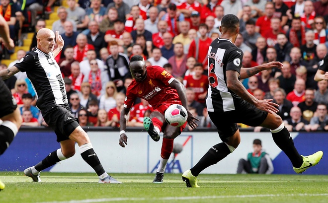 truc tiep Liverpool vs Newcastle anh 9