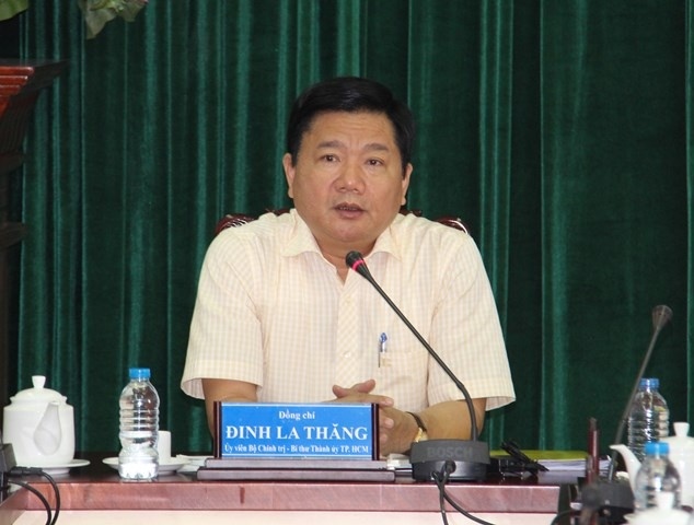 bi thu dinh la thang anh 1