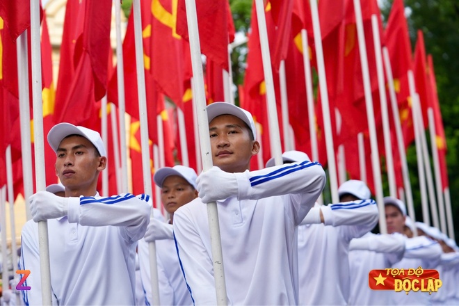 Tong duyet dieu binh A80 anh 89