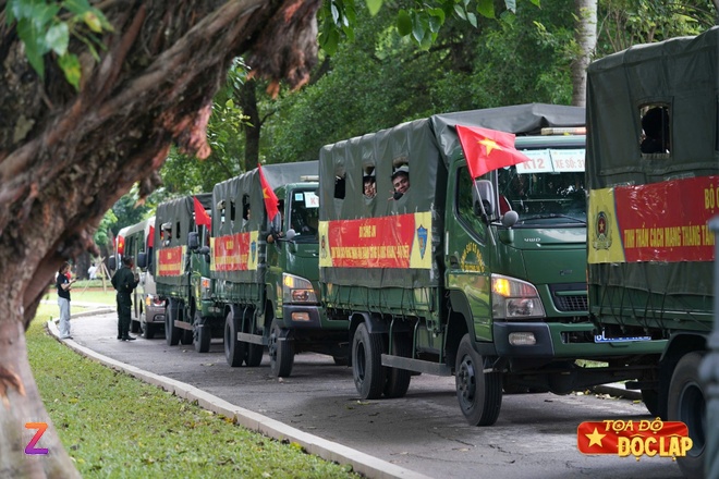 Tong duyet dieu binh A80 anh 142