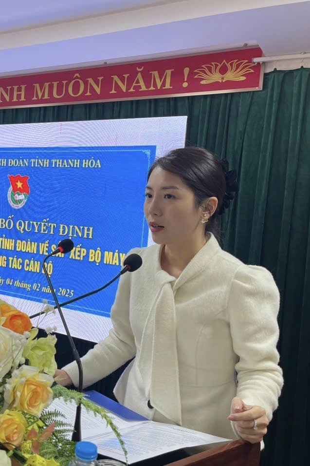 bi thu tinh thanh hoa anh 8