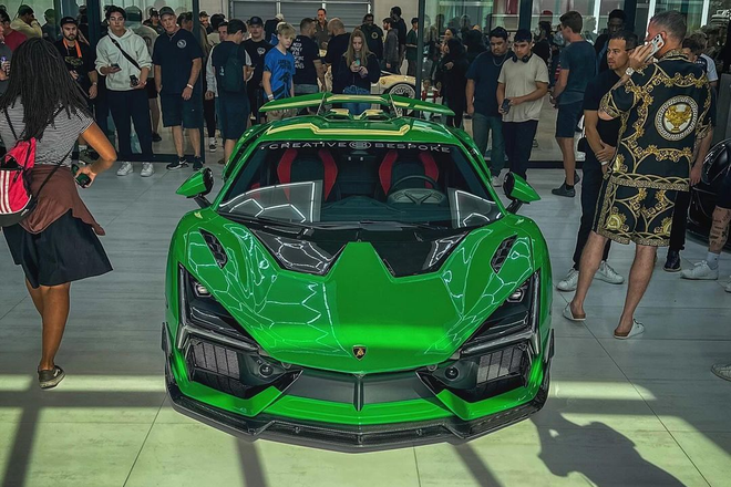 Gói độ đầu tiên trên thế giới cho siêu xe Lamborghini Revuelto