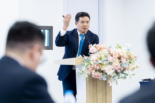 Làm sao ngắt đà bán ròng 90.000 tỷ đồng của khối ngoại?