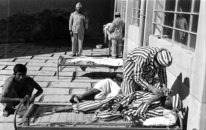 B&ecirc;n trong trại giam Cung điện Đen ở Mexico | Znews.vn