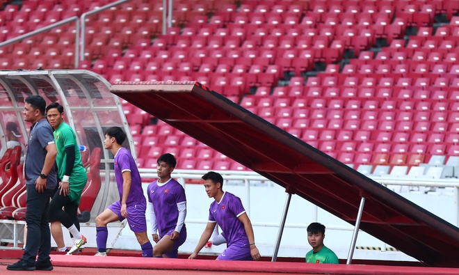 Viet Nam dau Indonesia anh 9