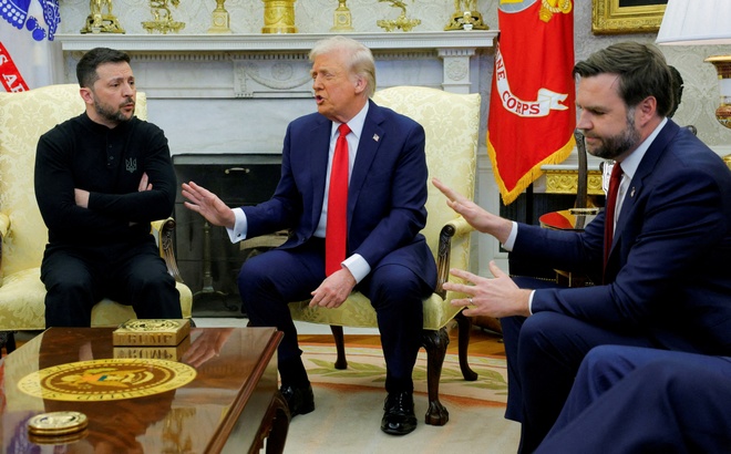TT Trump và ông Zelensky khẩu chiến, không ký thoả thuận