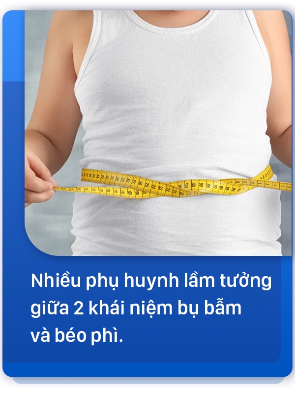 BÉ TRAI MŨM MĨM VỚI ĐÔI MÁ PHÚNG PHÍNH ĐANG CƯỜI TƯƠI