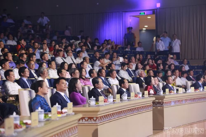 giai bao chi anh 2