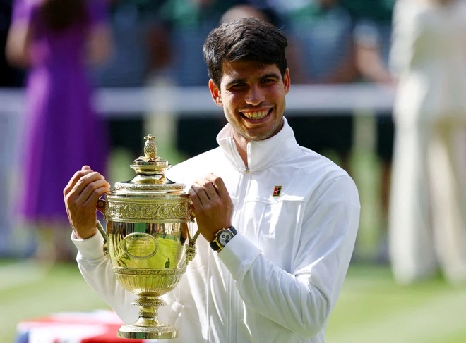 Carlos Alcaraz lỡ hẹn với Wimbledon 2026 | Znews.vn