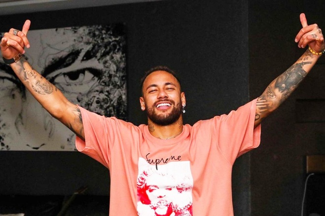 Thói quen khó bỏ của Neymar - Hậu trường