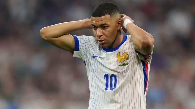 Mbappe bị oan? | Znews.vn