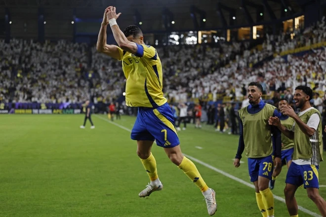 HLV Ruben Amorim tạo địa chấn ở Champions League, Ronaldo đếm ngược ngày trở lại Manchester United