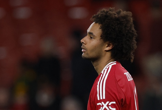 Manchester United đang cần thanh lọc đội hình để bổ sung cho vị trí số 10 chuyên biệt