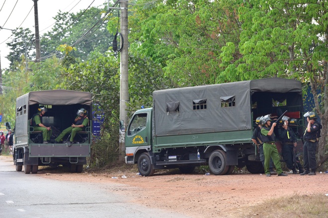 vay bat nghi can ban chet 4 nguoi anh 25