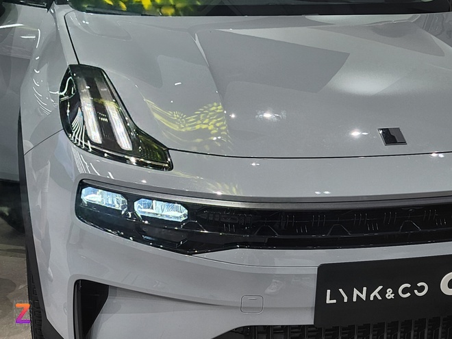 Tầm giá 730 triệu, chọn Mitsubishi Xforce Ultimate hay Lynk & Co 06?