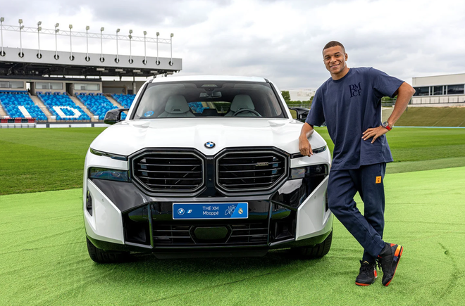 Mbappe, Vinicius Jr, Bellingham sở hữu loạt xe điện BMW mới