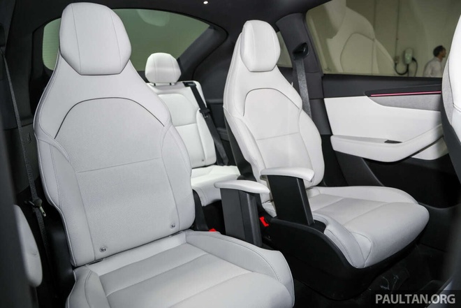 Tesla,  Model Y anh 2