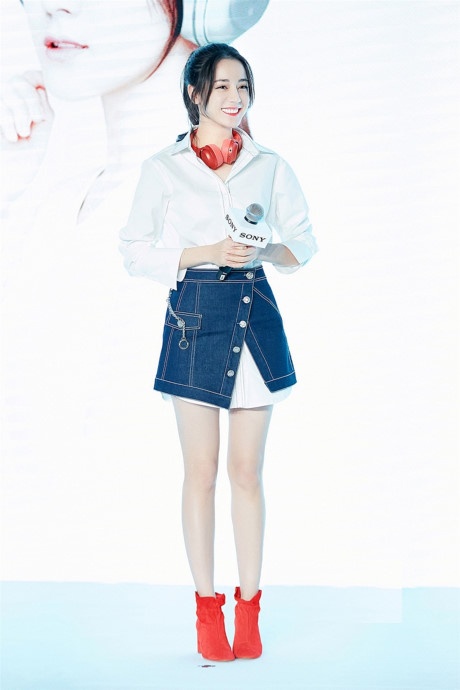 Váy sơ mi dáng dài jean fmstyle, Váy suông dáng dài phối viền chỉ phong  cách Hàn Quốc | Fmstyle Shop 220323135 - Tìm Voucher