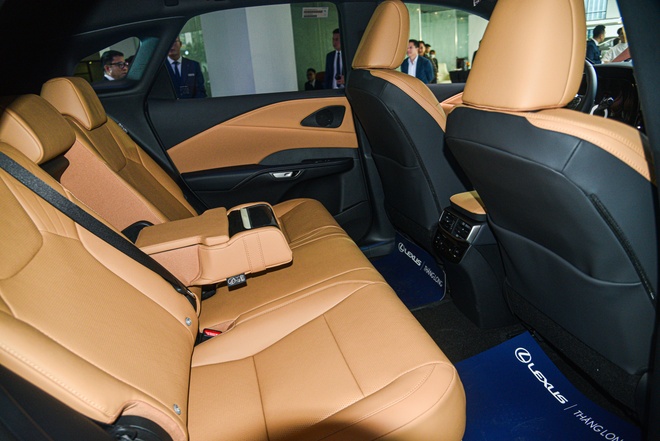 Chi tiet Lexus RX 350 anh 8