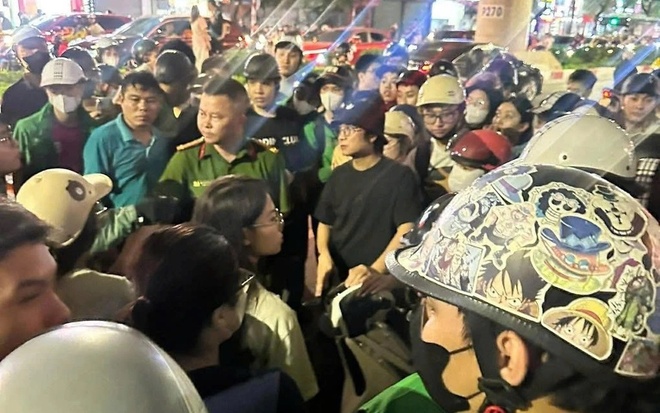 Nu tai xe Grab anh 1