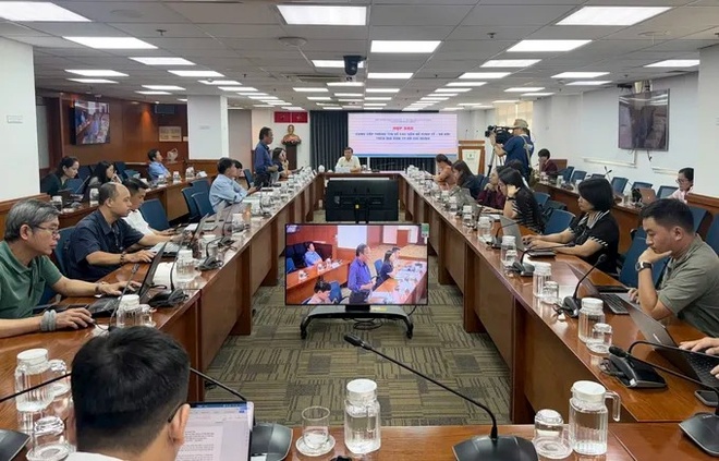 báo chí ảnh 2