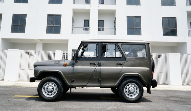 XE UAZ MÁY DẦU CŨ HAI CẦU ĐĂNG KIỂM DÀI