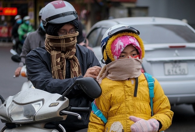 Nguyên tắc giữ ấm cho trẻ mùa đông - Mẹ và Bé