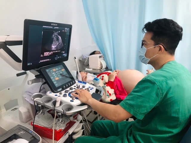 tiem vaccine cum anh 2