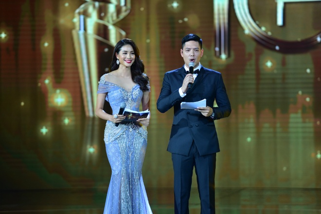 Toc Tien doi dau Dong Nhi HTV Awards anh 8