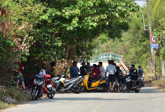 vay bat nghi can ban chet 4 nguoi anh 27