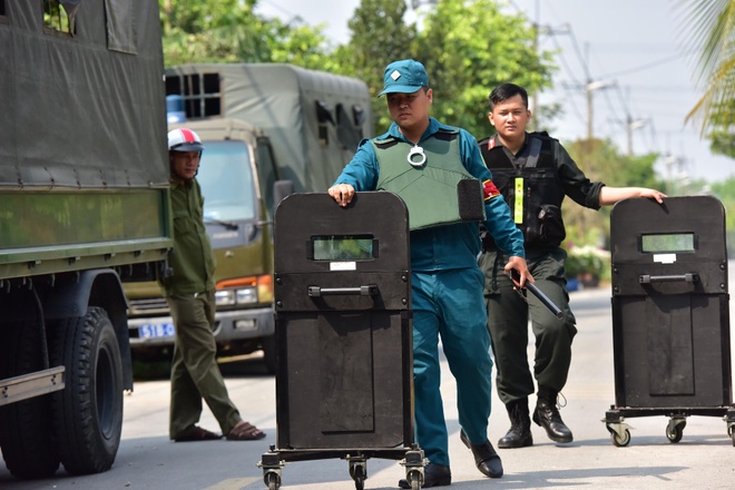 vay bat nghi can xa sung o Cu Chi anh 17